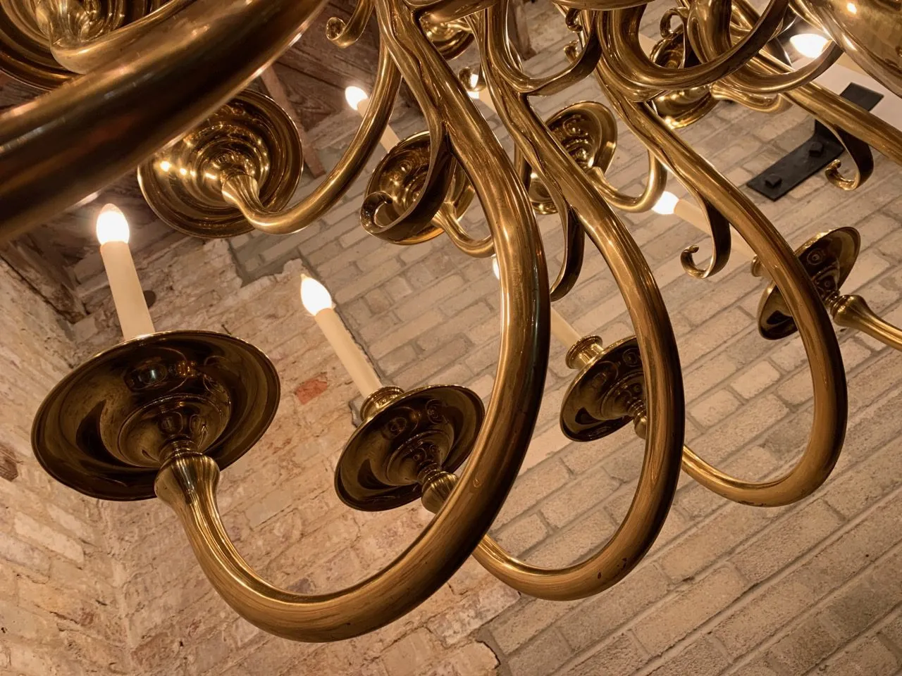 Brass Chandelier, Oversized, 35- Candle Light, Traditional