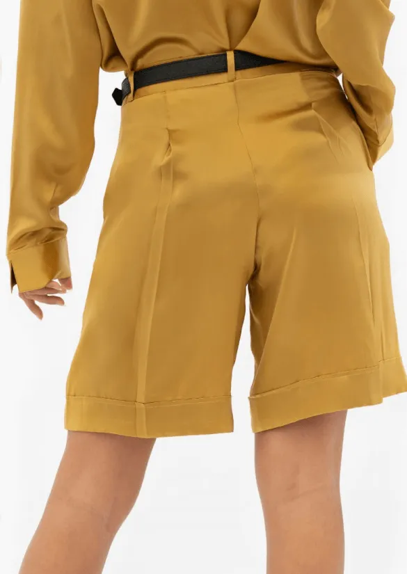 Manila MNL Tailored Shorts in Mimosa