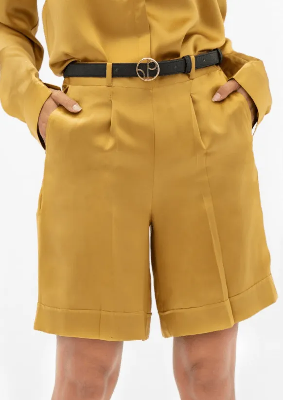 Manila MNL Tailored Shorts in Mimosa