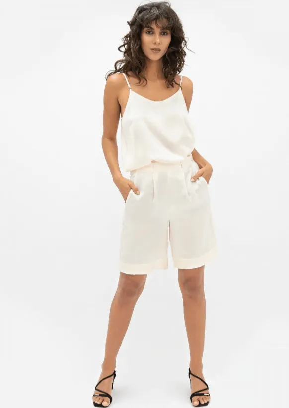 Manila MNL Tailored Shorts in Pearl